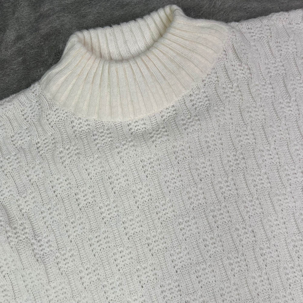 Spunky Vintage Mock Neck Sweater Womens One Size White Textured Knit Made in USA